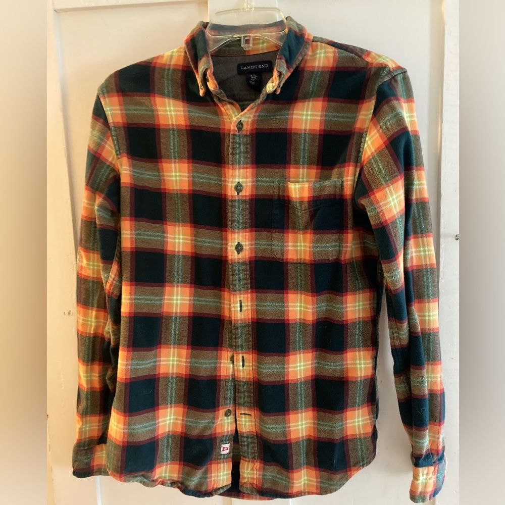 Lands end brushed cotton flannel. Size small 14.5. Like new condition.